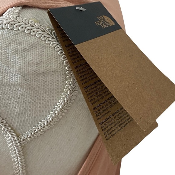 THE NORTH FACE - NWT - SIZE MEDIUM -GRAPHIC TANK - COLOR IS CAFE CRÈME - 1966 B6 - Picture 8 of 9